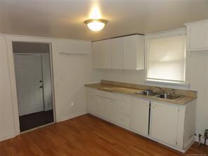 Building Photo - 2025 W Birch Ave