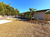 Building Photo - One of a Kind Encinitas Home-Just in Time ...