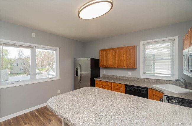 Building Photo - 15 Taylor Ave