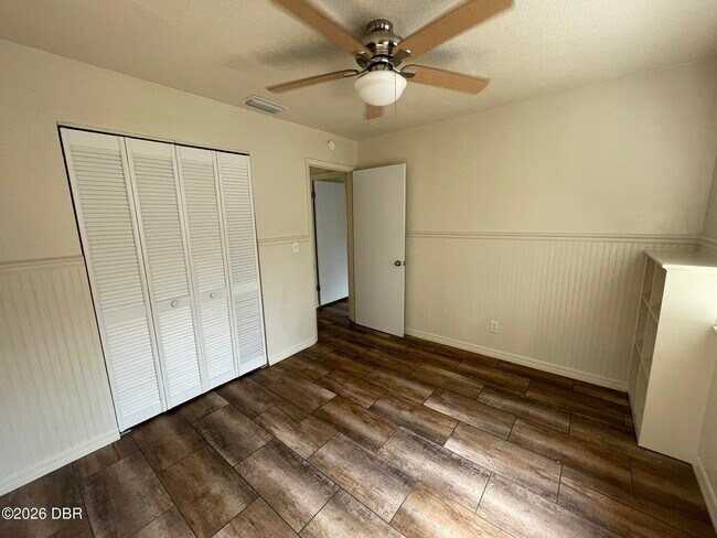 Building Photo - 1 Fair Oaks Cir