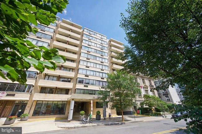 Primary Photo - 1325 18th St NW