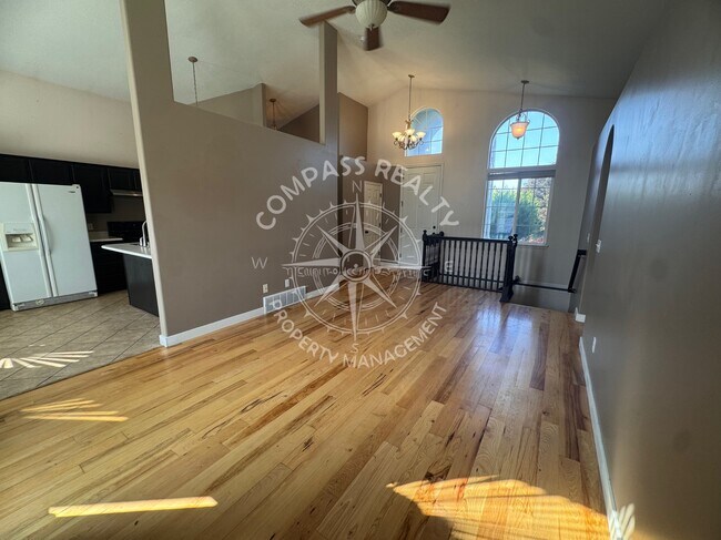 Building Photo - 372 Angus Cove