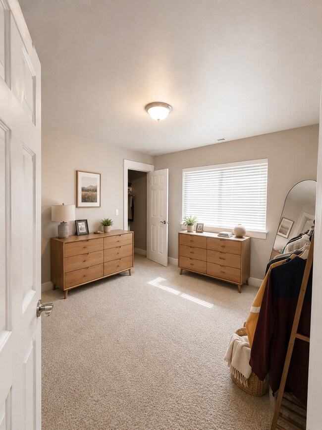 Building Photo - Stunning home in Mirada!  Community pool & park!