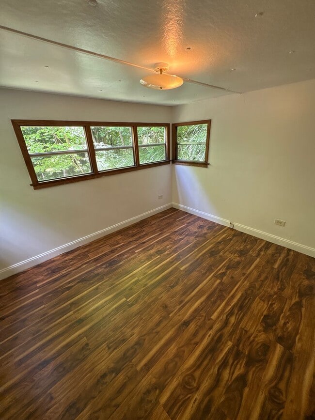 Building Photo - Nice 2 Bed in Candler