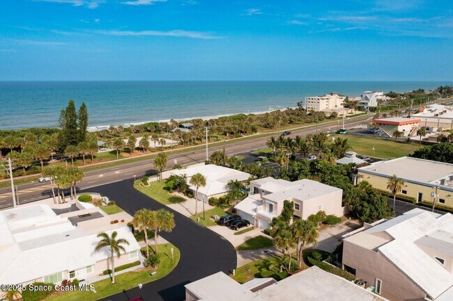 Building Photo - 554 Majorca Ct