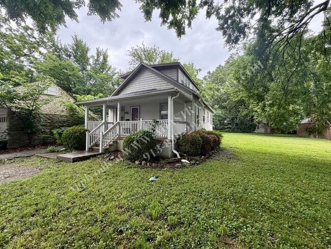 Building Photo - Beautiful Waldo Home-Available NOW!!