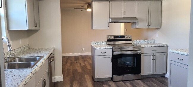 Kitchen 2 - 7706 Berkshire Blvd