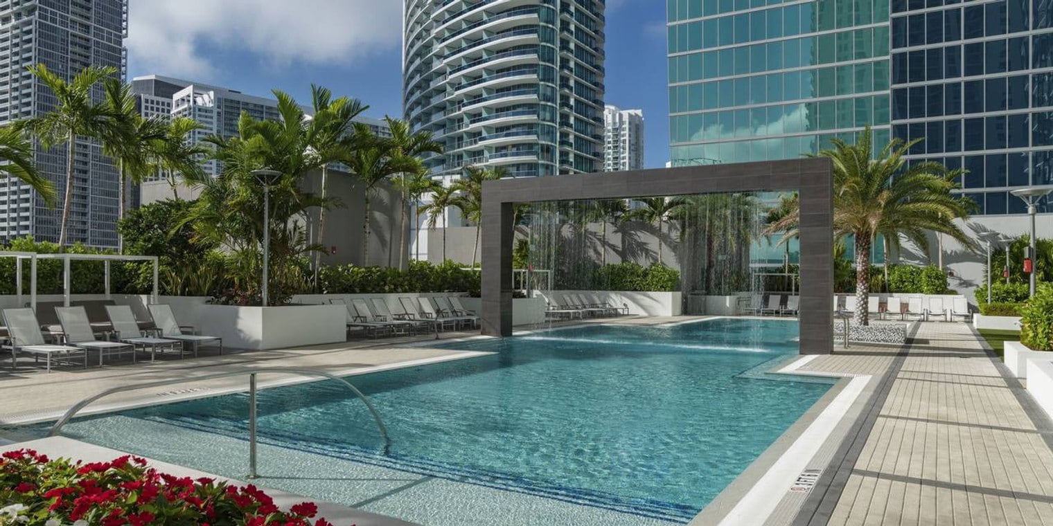 Building Photo - 298 SE 2nd Ave