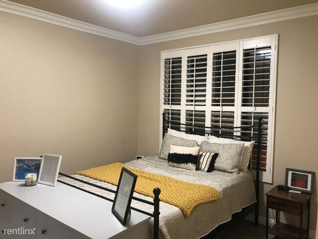 Building Photo - 2 br, 2 bath Condo - 2806 Cherrywood