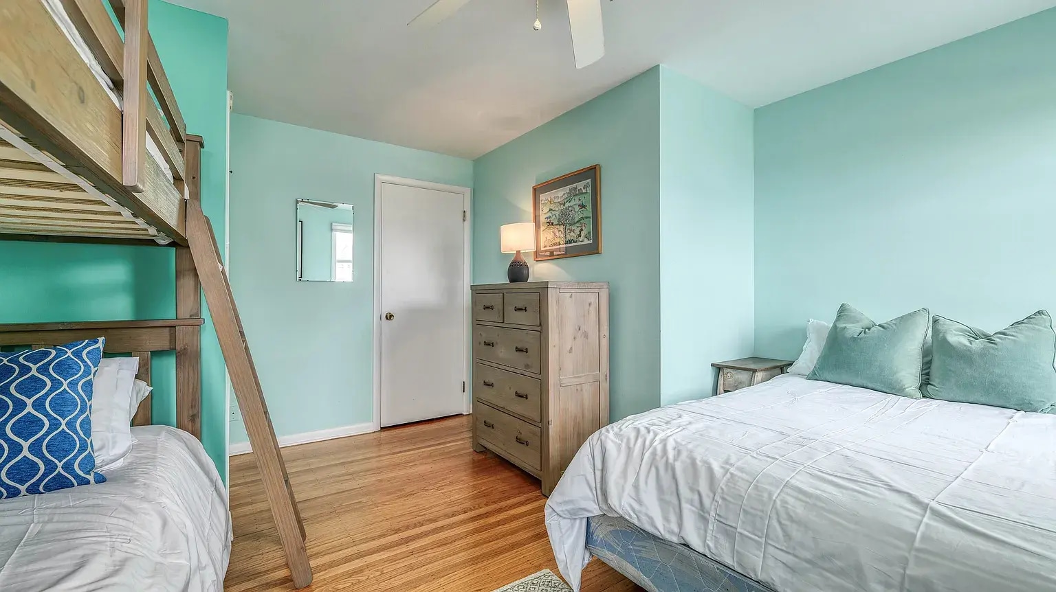 Building Photo - 108 S Newark Ave