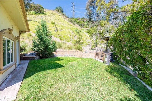 Building Photo - 3331 Oakmont View Dr