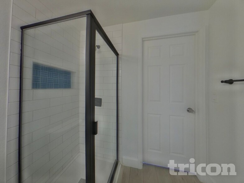 Building Photo - 13058 Monaco Way