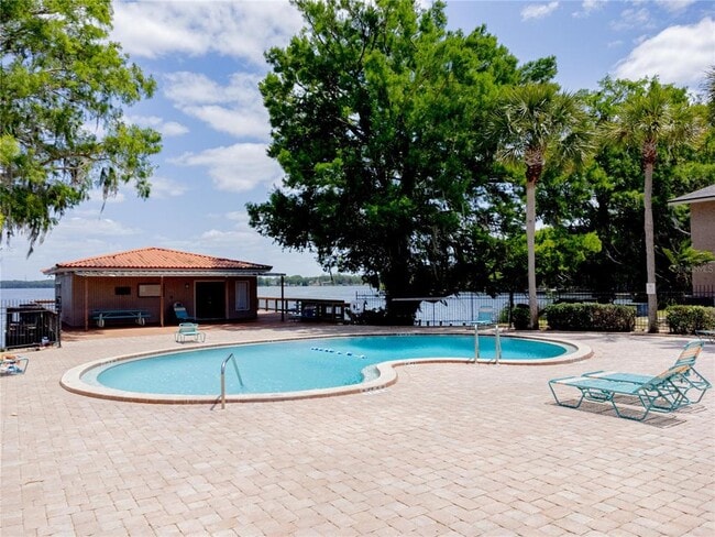 Building Photo - 1159 Calle Del Norte