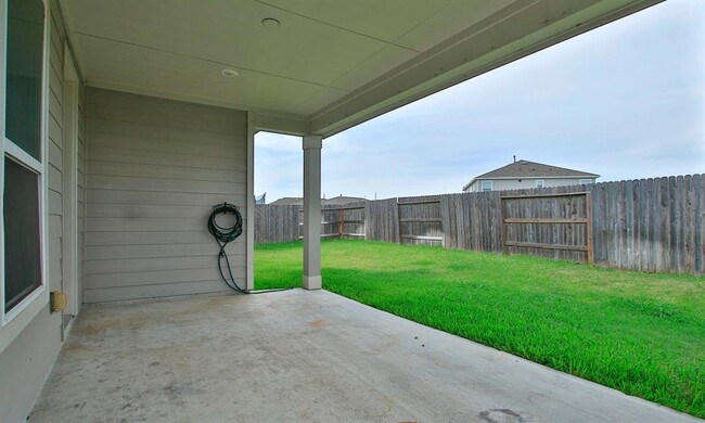 Building Photo - 20622 Teakwood Fields Ln
