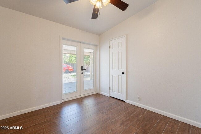 Building Photo - 2214 N 7th Ave