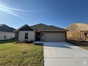 Building Photo - Brand New Construction... Just minutes to ...