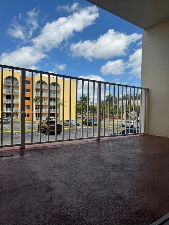 Building Photo - 6970 NW 186th St