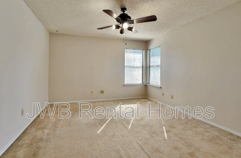 Building Photo - 189 Aruba Ln