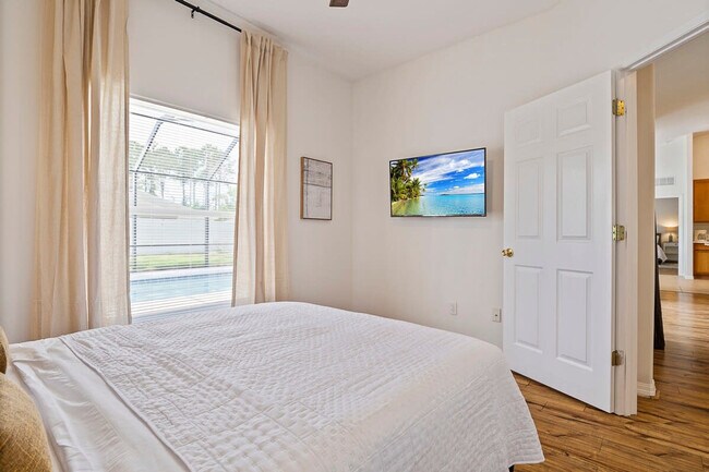 Building Photo - 11 Wheeler Ln