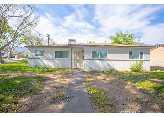 Building Photo - 496 W 48th St