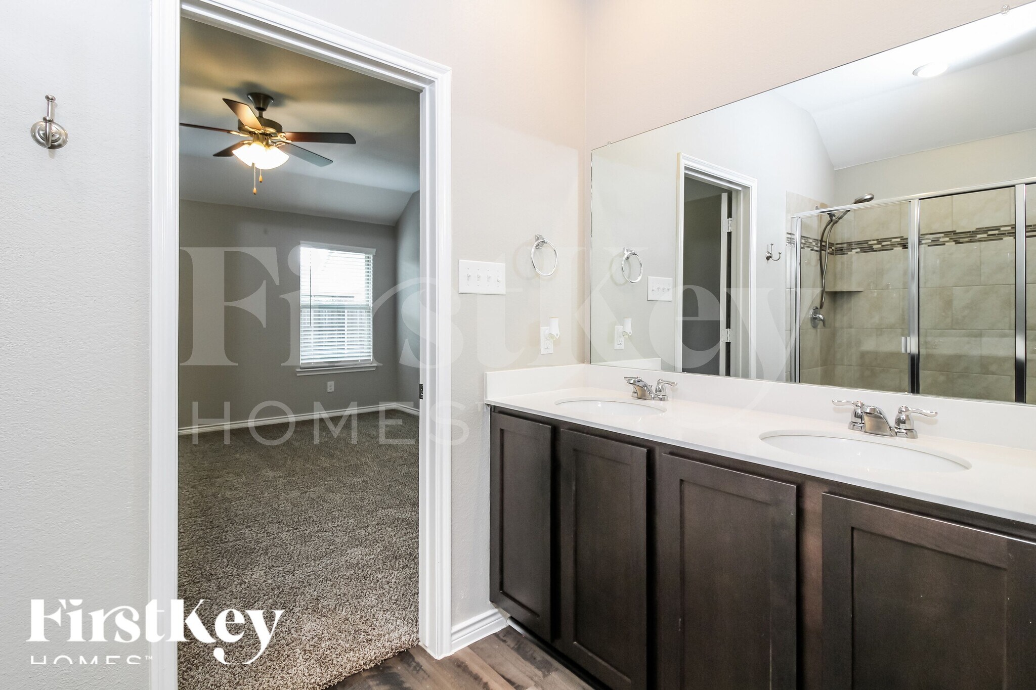 Building Photo - 117 Lazy Berry Way