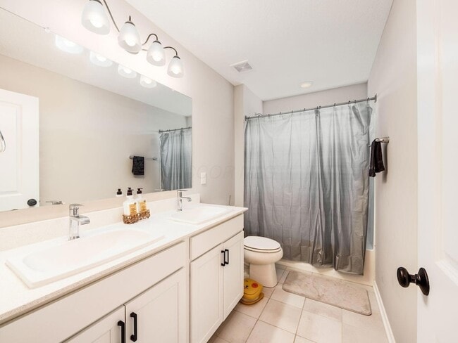 Building Photo - 7233 Celebration Dr