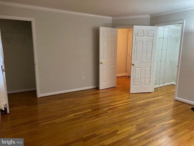 Building Photo - 6830 Pacific Ln