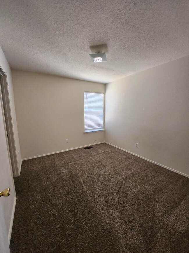 Building Photo - 4808 Stafford Pl NW