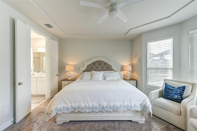 Building Photo - 9210 Lair Cove Dr