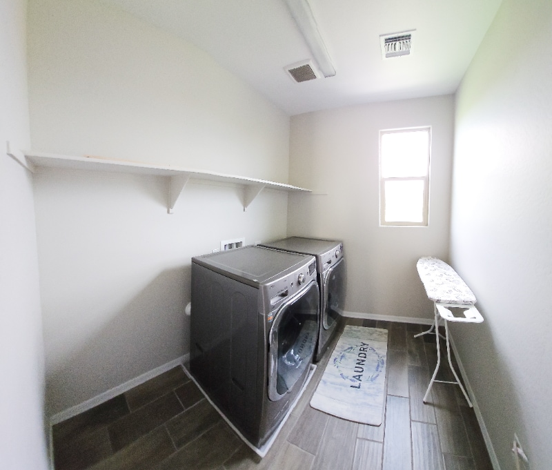 Building Photo - 34 W Megan St