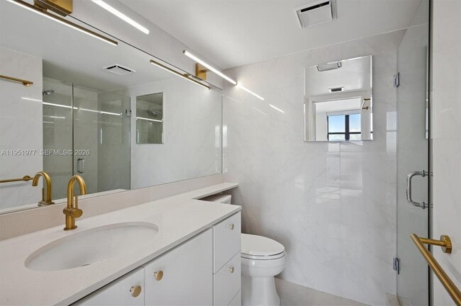 Building Photo - 4000 Towerside Terrace