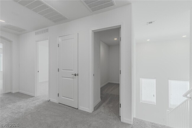 Building Photo - 7685 Vibrant Peak Ave