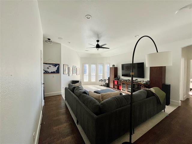 Building Photo - 4529 Venetian Way