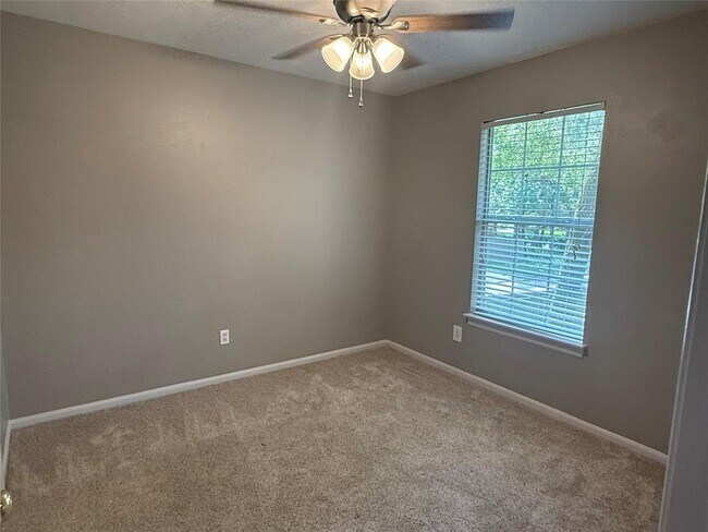 Building Photo - 3810 Babbling Creek Dr
