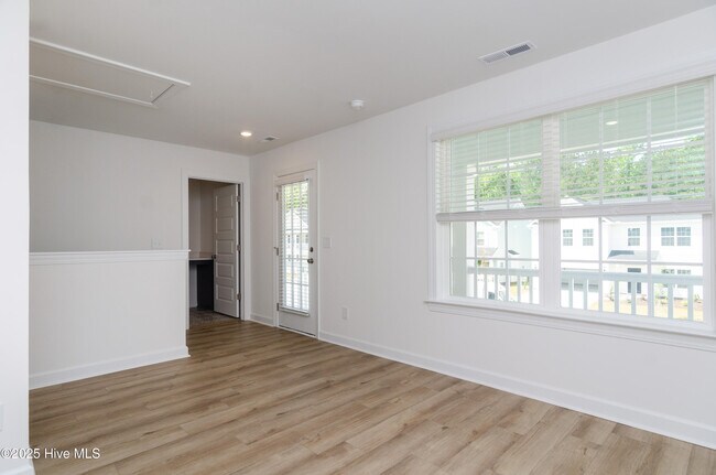 Building Photo - 2152 Star Shower Wy