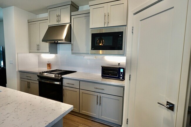 Building Photo - 37654 Cape Cod Rd