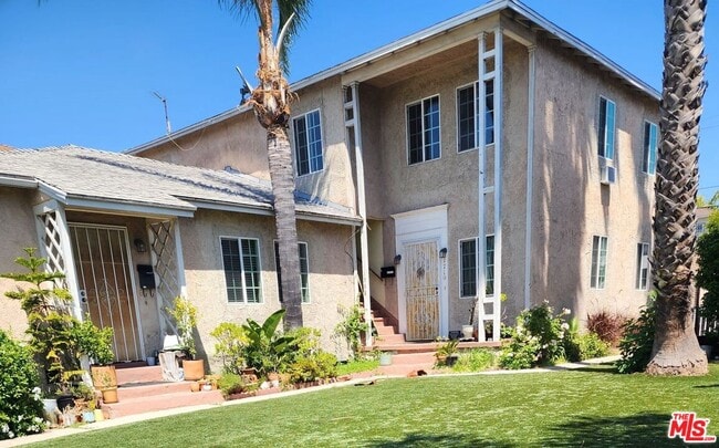 Building Photo - 1708 S Crescent Heights Blvd