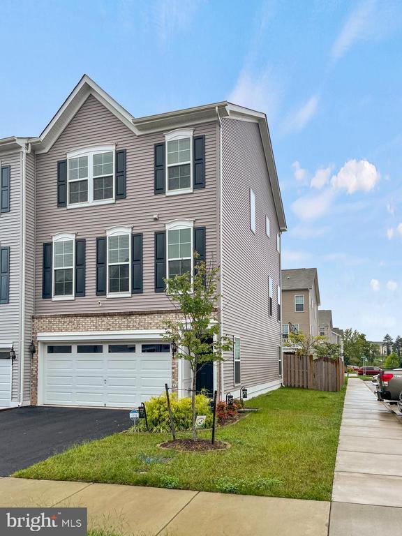 Building Photo - 8181 Agnes Ln