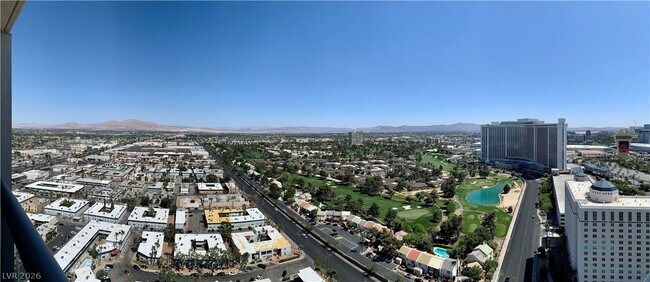 Building Photo - 322 E Karen Ave