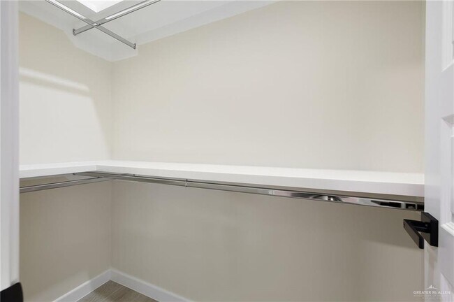 Building Photo - 13 Puffin Ave