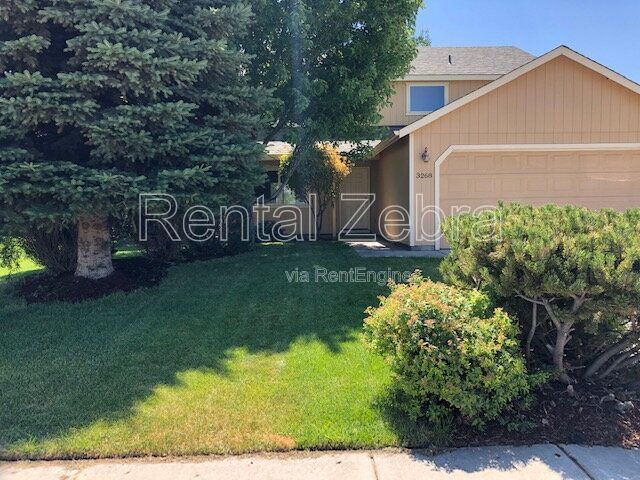 Building Photo - 3268 SW Metolius Pl