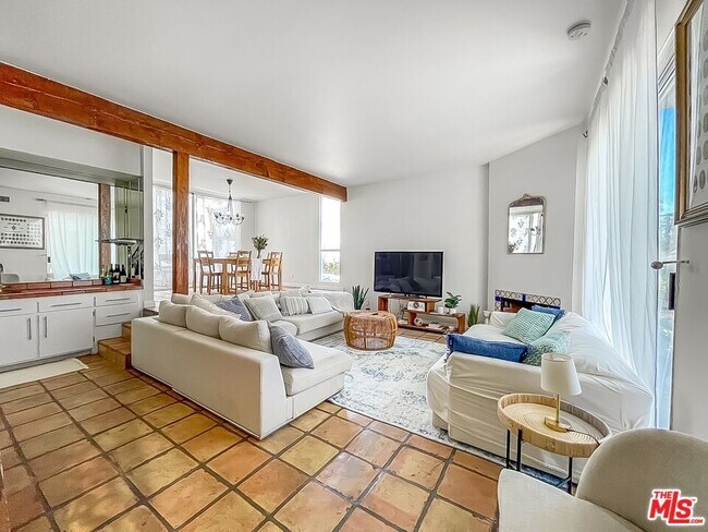 Building Photo - 28340 Rey De Copas Ln