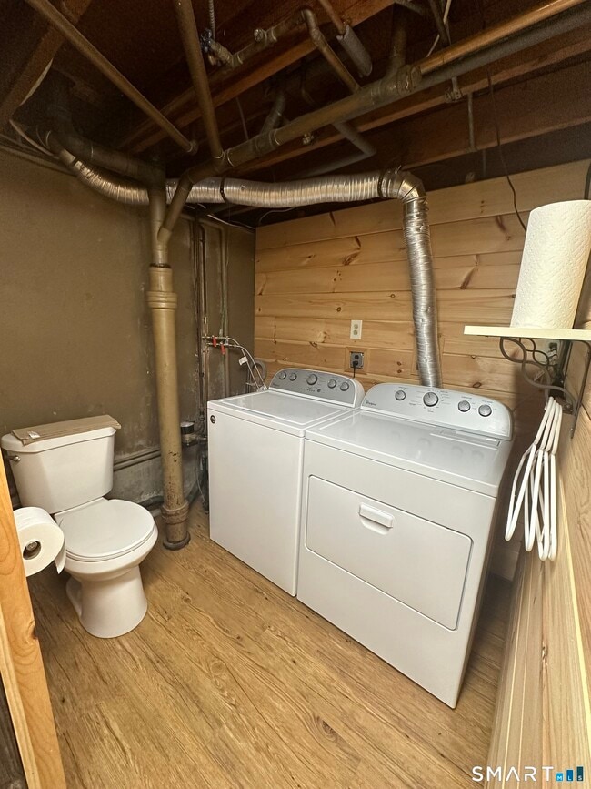 Building Photo - 18 Manchester Ave