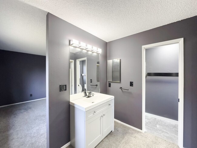 Building Photo - ~RARE FIND~ Newly Remodeled 3 Bedroom Home...