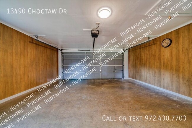 Building Photo - 13490 Choctaw Dr