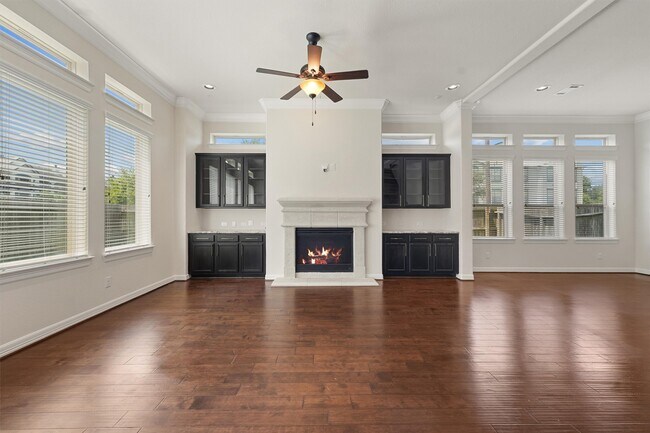 Building Photo - 13217 Green Hills Dr