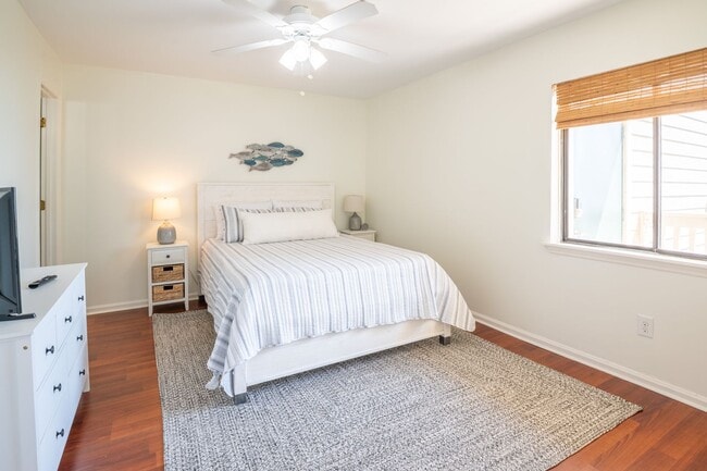 Building Photo - OFF-SEASON FURNISHED MONTHLY RENTAL STARTI...
