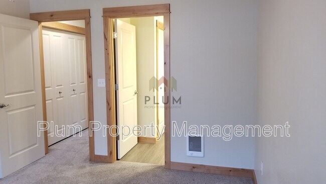 Building Photo - 2319 Aspen Grv Lp