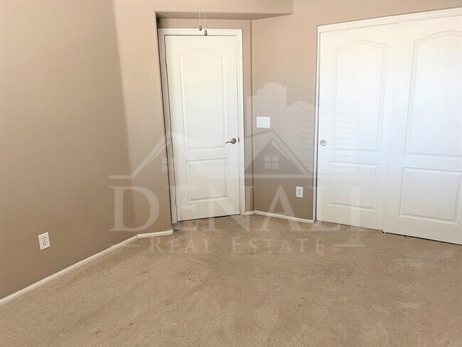 Building Photo - 2520 N 109th Ave