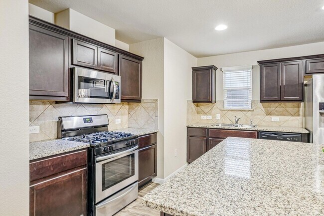 Building Photo - 10604 Menominee Falls Ln